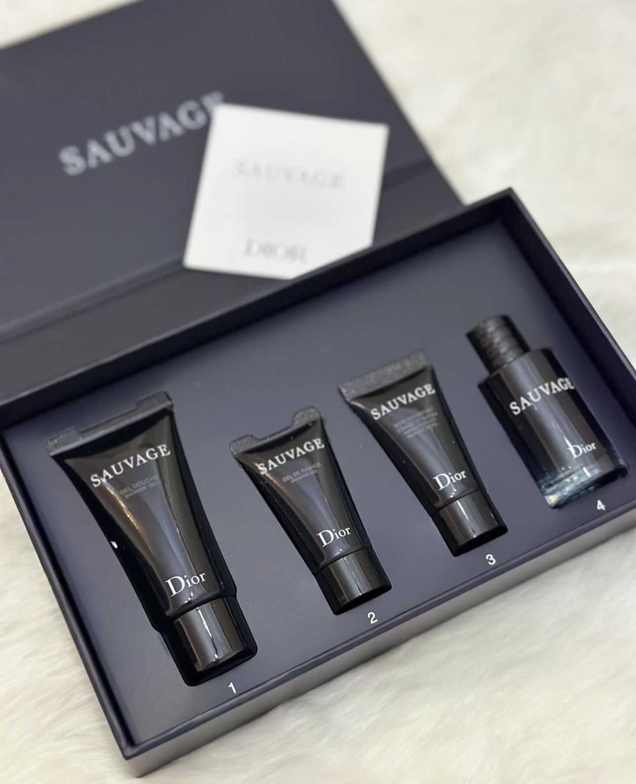 DIOR SAUVAGE TRAVEL SET