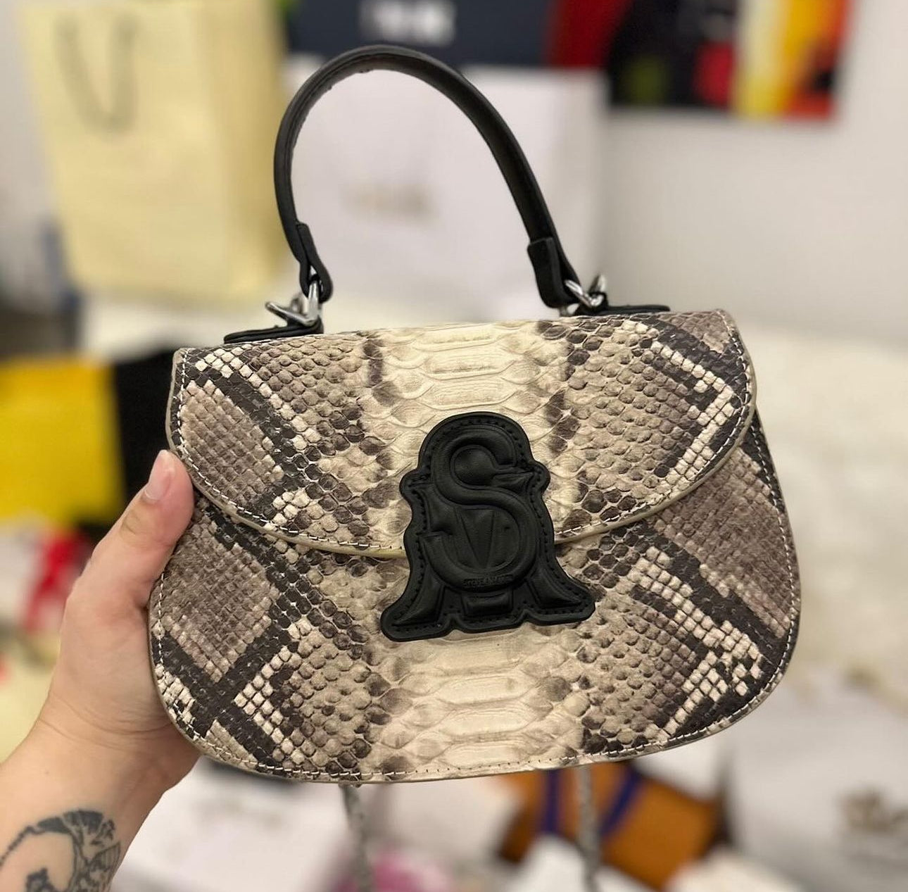 STEVE MADDEN SLING BAG